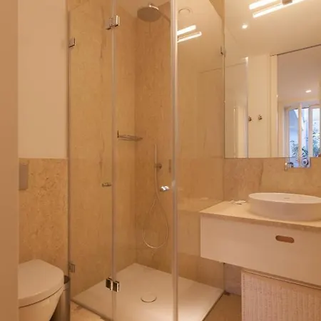 Flh Elegance With Pool & Parking - Non Touristic